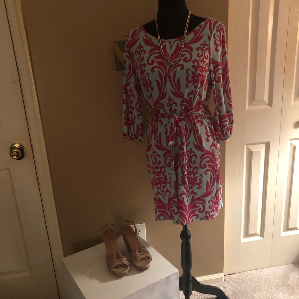 Dress - Picture 2 of 2